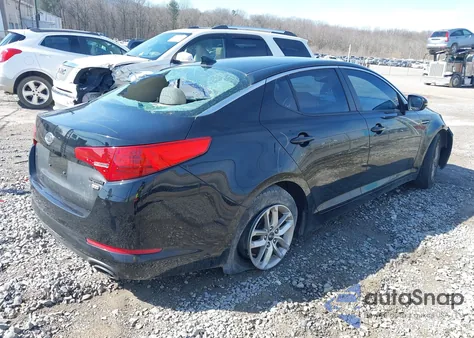 2011 Kia Optima Lx z USA, uszkodzony, nr VIN KNAGM4A77B5101576